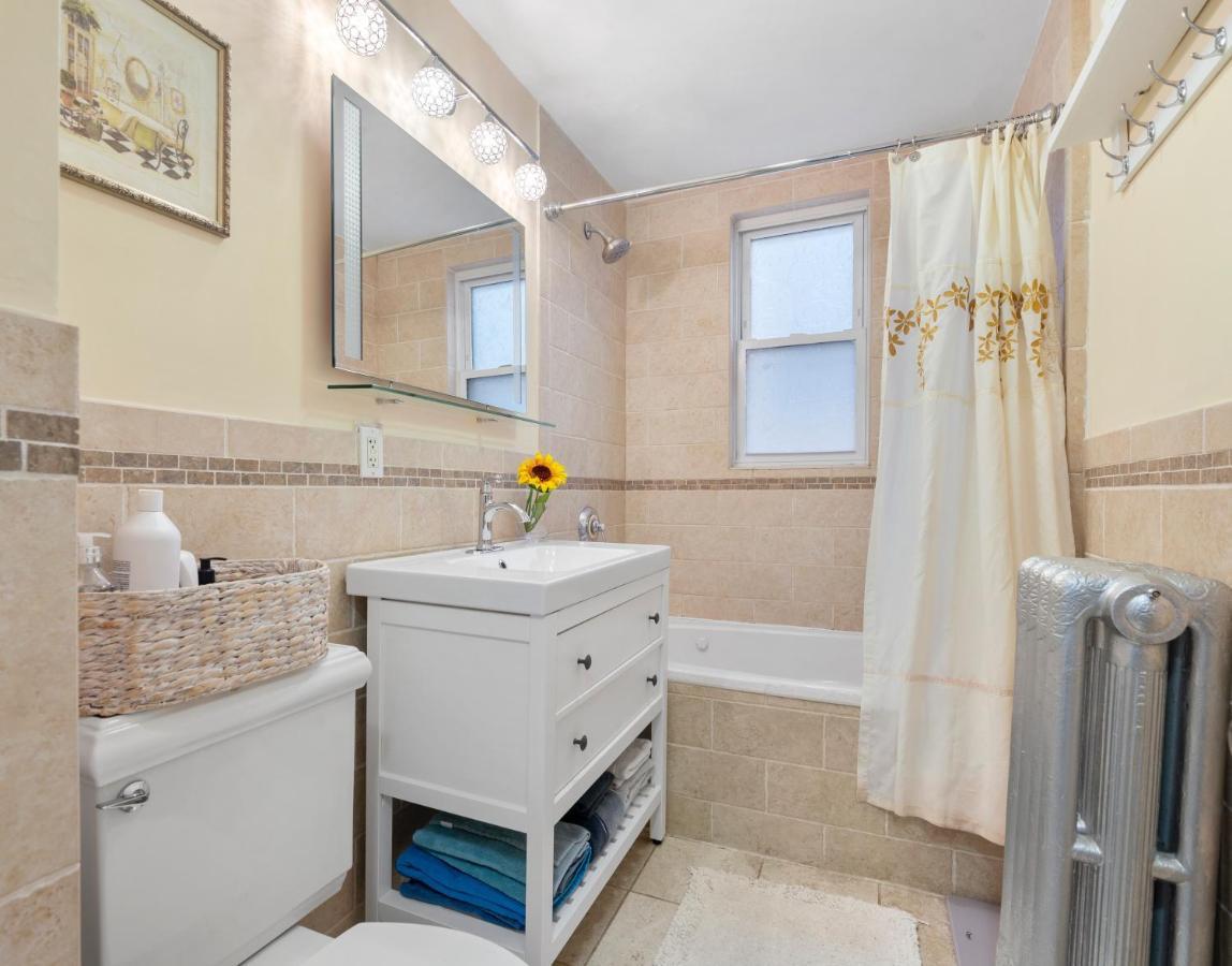 Bright & Spacious 2Br Apartment, Mins From Downtown Boston, Parking ภายนอก รูปภาพ