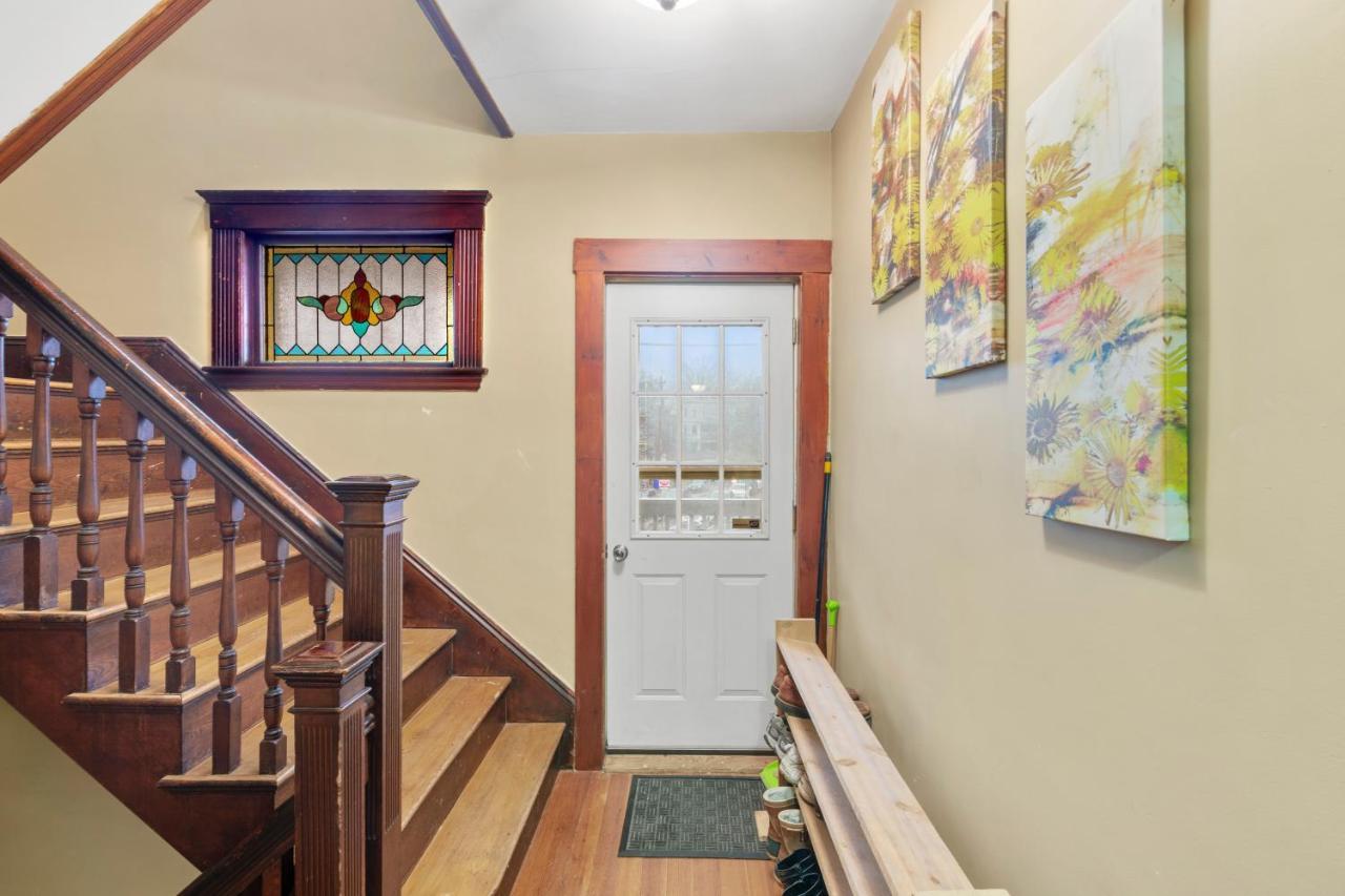 Bright & Spacious 2Br Apartment, Mins From Downtown Boston, Parking ภายนอก รูปภาพ