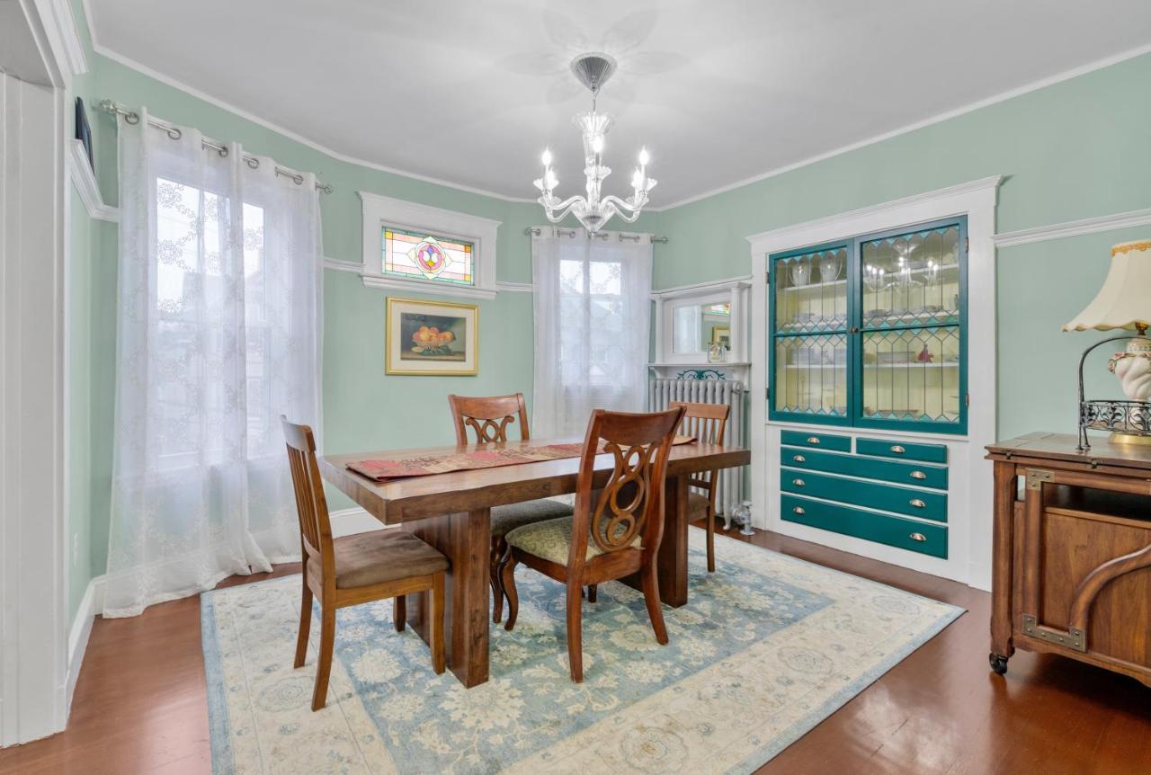 Bright & Spacious 2Br Apartment, Mins From Downtown Boston, Parking ภายนอก รูปภาพ