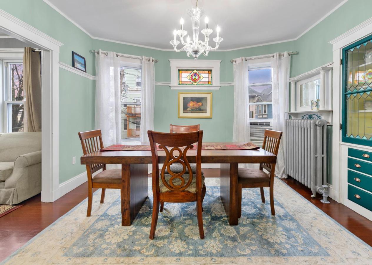 Bright & Spacious 2Br Apartment, Mins From Downtown Boston, Parking ภายนอก รูปภาพ