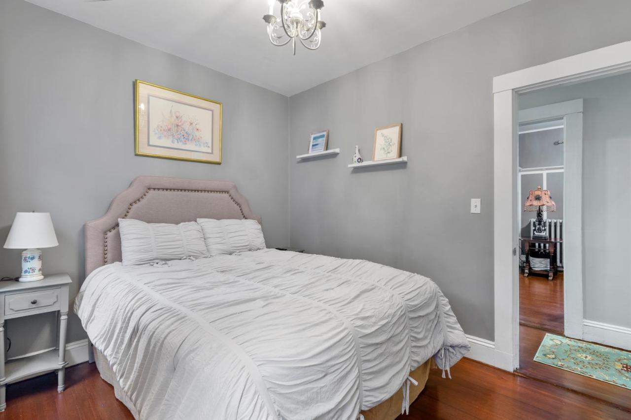 Bright & Spacious 2Br Apartment, Mins From Downtown Boston, Parking ภายนอก รูปภาพ