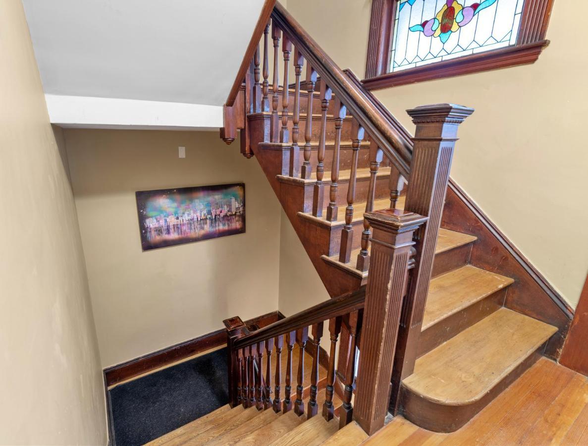 Bright & Spacious 2Br Apartment, Mins From Downtown Boston, Parking ภายนอก รูปภาพ