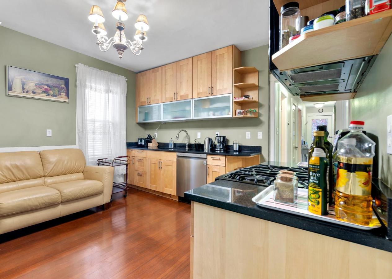 Bright & Spacious 2Br Apartment, Mins From Downtown Boston, Parking ภายนอก รูปภาพ