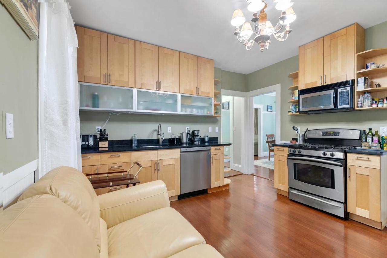 Bright & Spacious 2Br Apartment, Mins From Downtown Boston, Parking ภายนอก รูปภาพ