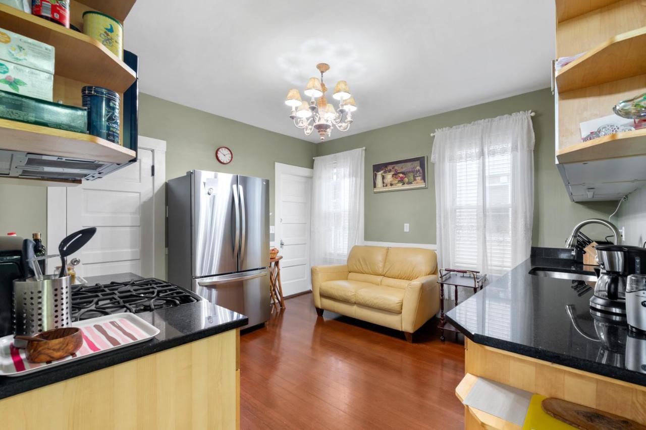Bright & Spacious 2Br Apartment, Mins From Downtown Boston, Parking ภายนอก รูปภาพ